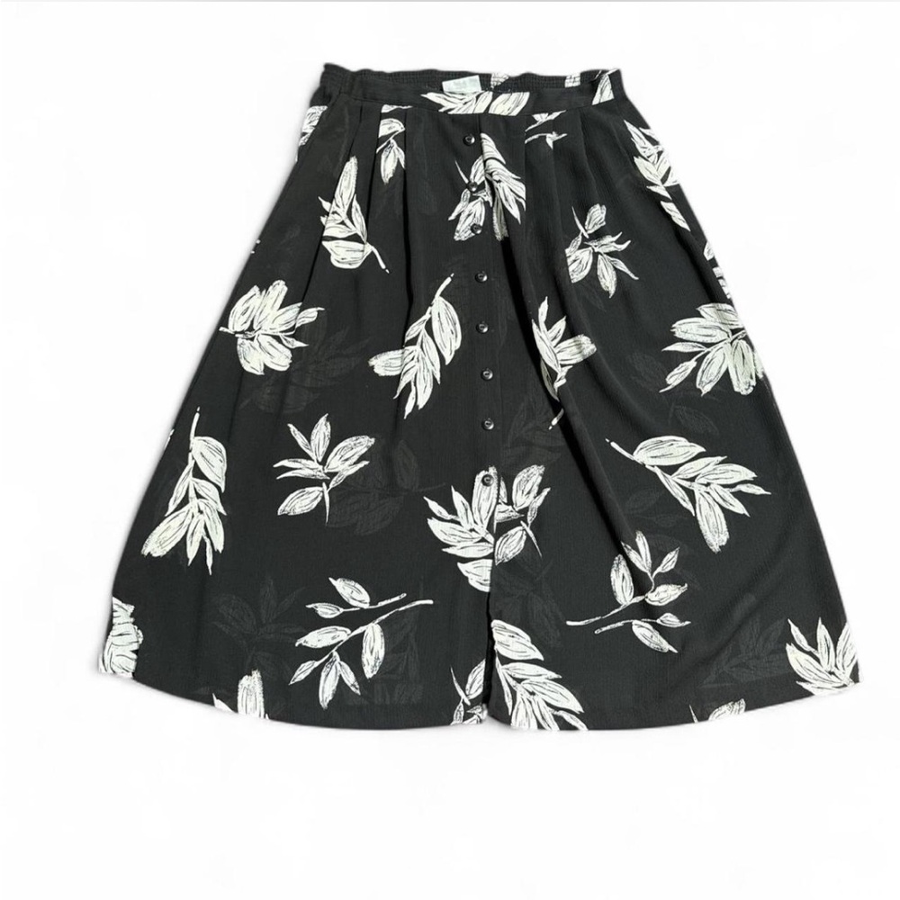 Alfred Dunner Black and White Patterned Skirt